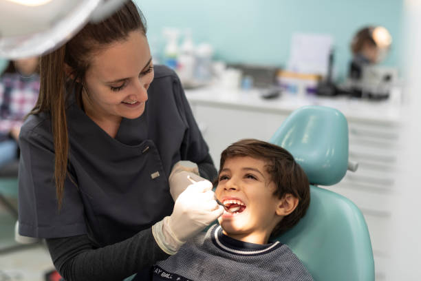 Best Weekend Emergency Dental Services in Postville, IA